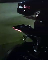 FIRE THROWING Motorcycle Exhaust Like F1 Formula Car