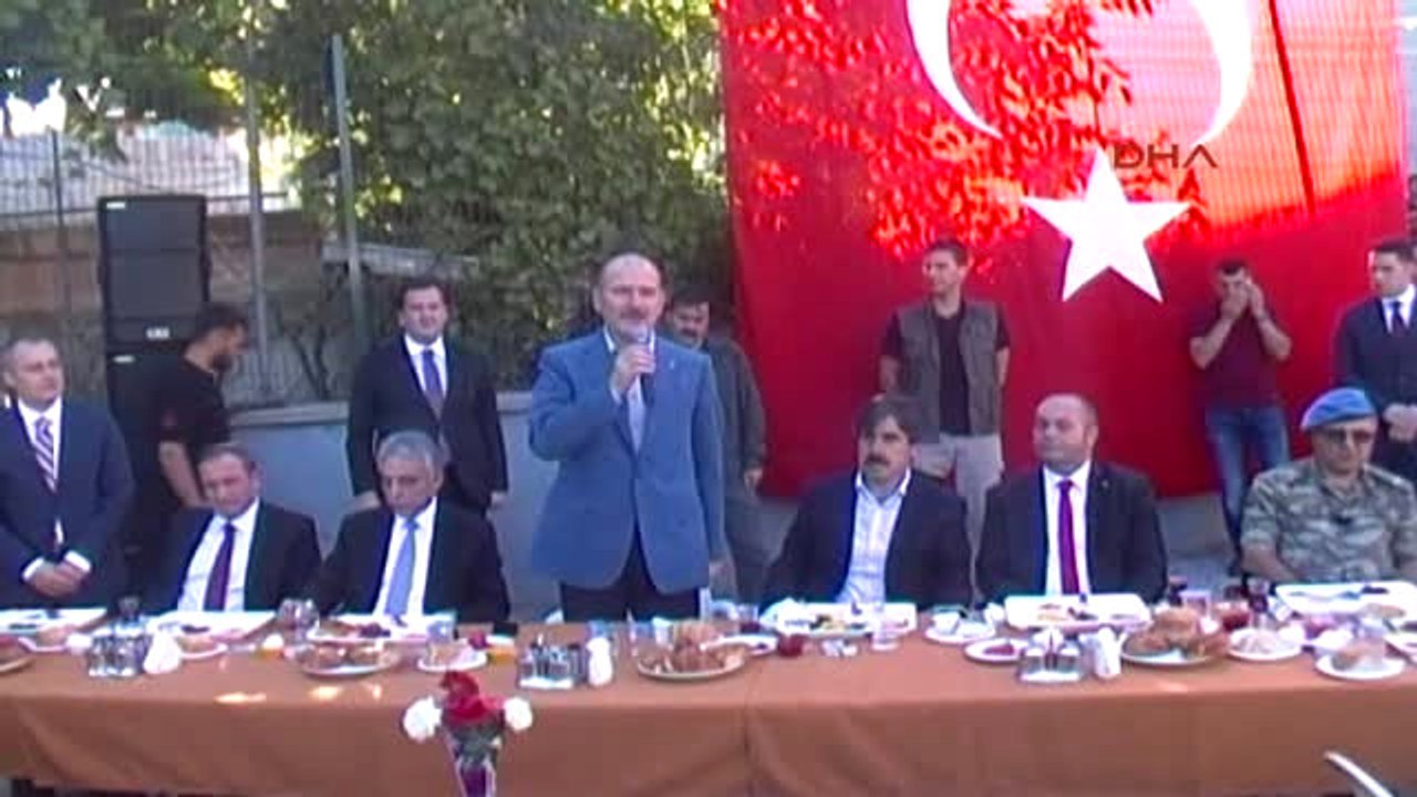 Hakkari - Içişleri Bakanı Soylu Bayram Namazını Çukurca'da Kıldı-2
