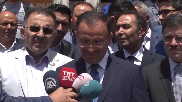 Bozdağ: Bir Yandan Fetö Bir Yandan Hdp, Bir Terör Örgütü Öte Yandan da PKK Terör Örgütünün Siyasi...