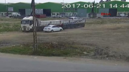 Adana Akü Hırsızı Güvenlik Kamerasında