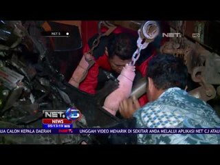 Mobil Tabrak Truk Pengangkut Sparator Jalur Transjakarta di Mampang - NET5