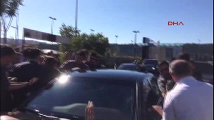 Konvoyu Durdurup Erdoğan Ile Bayramlaştılar