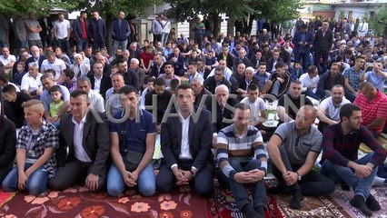 Në Bajram, qytetarëve u kërkohet të shtojnë solidaritetin e politikanëve të punojnë për vendin