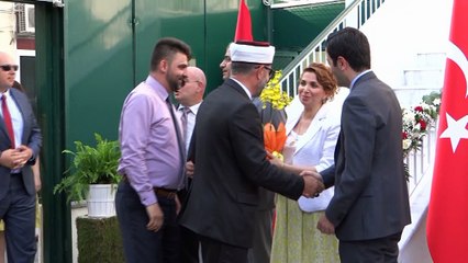 BATI TRAKYA TURKLERI BAYRAMDA BASKONSOLOSLUGA AKIN ETTI