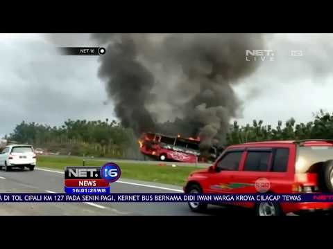 Bus Wisata Terbakar di Tol Cipali - NET16