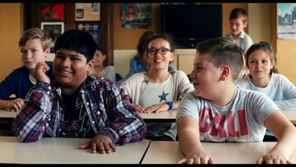 Aurora (Jamais Contente) - Tráiler Español HD [1080p]