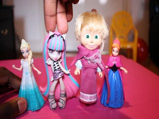 ELSA FALLS OUT WITH HER FRIENDS ON MOVIE NIGHT + ROCHELLE GOYLE ANNA SWIPER DORA MASHA & BEAR Toys Kids Video
