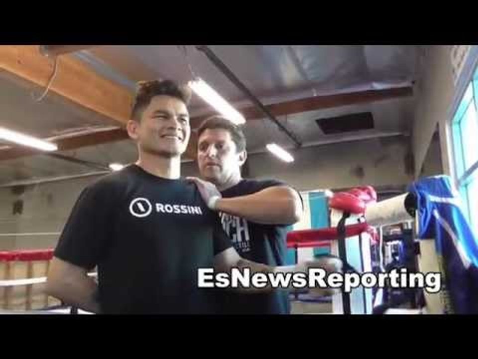 alex ariza getting maidana ready for another day on sparring EsNews Boxing