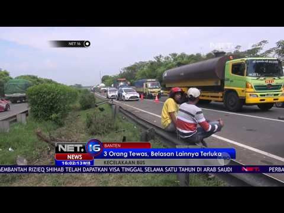 Bus Terjun ke Parit - NET16