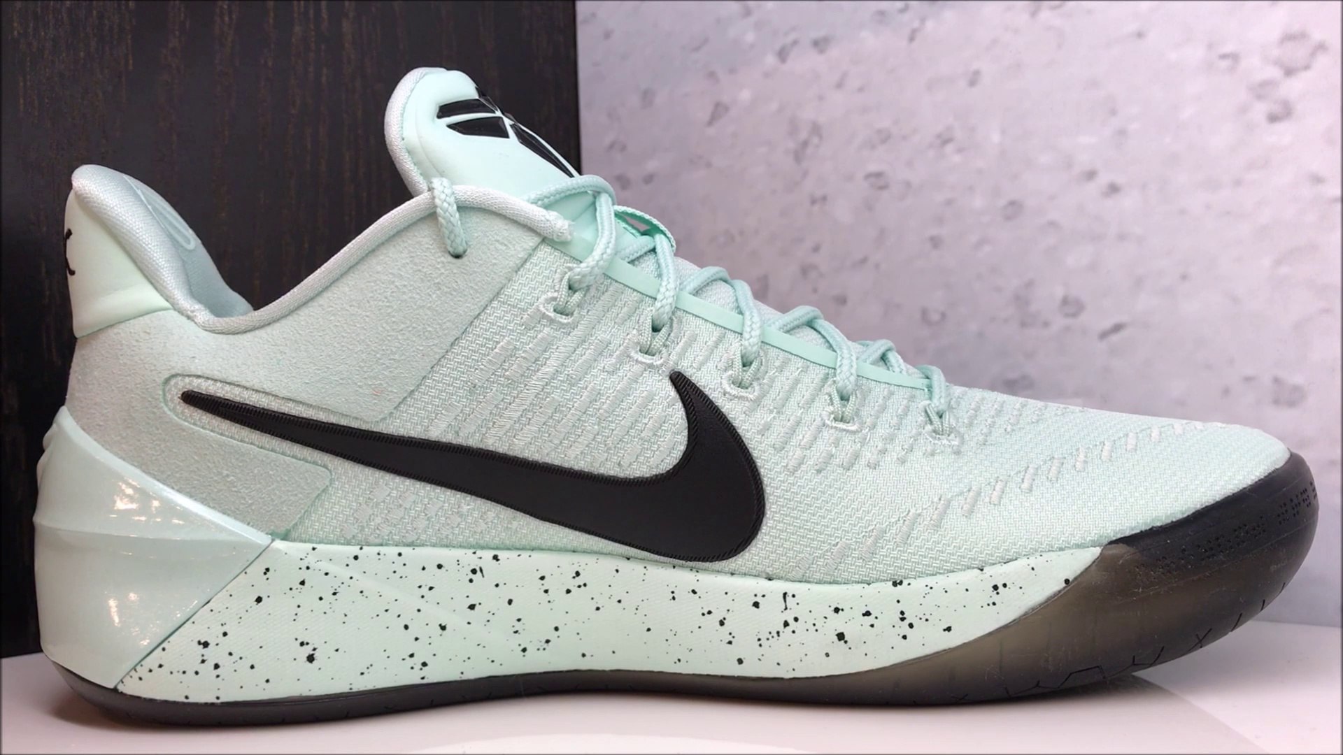 Nike Kobe Bryant Igloo AD Sneaker Review - video Dailymotion