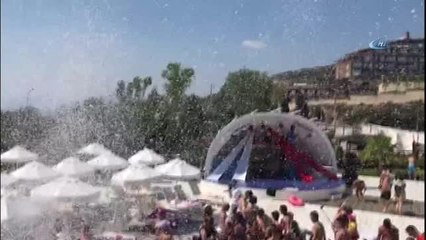 Kuşadası'nda Bayram Hareketliliği