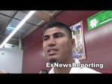 mayweather vs maidana mikey garcia visits maidana in camp EsNews Boxing