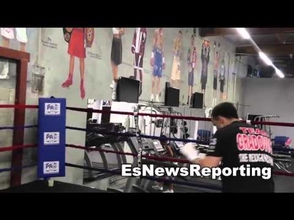 The Punching Machine Mexican Russian In Camp EsNews Boxing