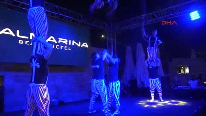 Bodrum Yalıkavak'ta Tatilcilere Şeker Tadında Bayram Eğlencesi Sahnelediler