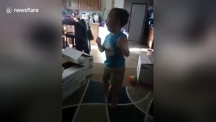 Toddler reacts hilariously to America's got Talent golden buzzer