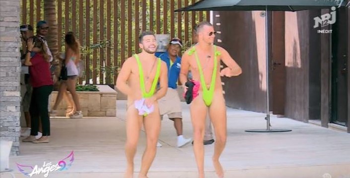 Les Anges : Vincent et Anthony affichent leurs fesses sur la plage (vidéo)