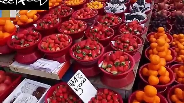 Korean Street Food Oyster Blade Steak in Myeong Dong, Seoul Korea New 2017