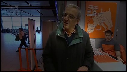 Airline UK Easyjet TV Show - S07E05
