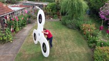 Man builds the 'world's largest' fidget spinner