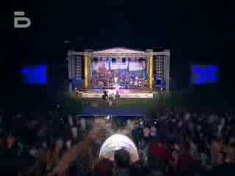 Desi Dobreva -  Ludo Mlado (live)