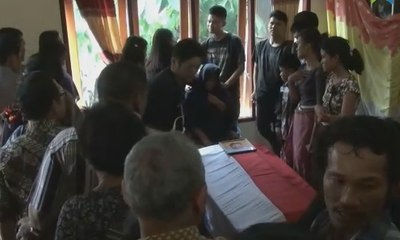 Jenazah Polisi Sumut Korban Penikaman Dimakamkan