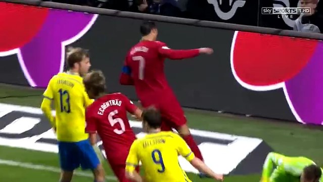 On this day in 2013, Cristiano Ronaldo showed IBRA who is the real boss! What an epic game of football! 3