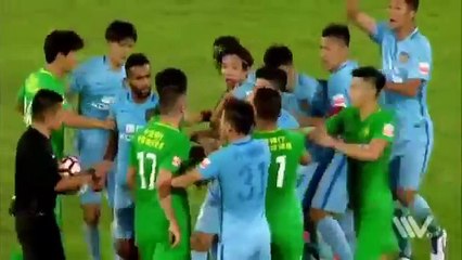 Burak Yılmaz tokat attı oyun dışı kaldı