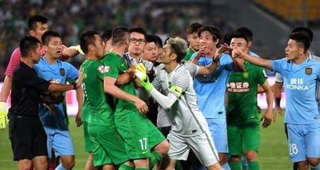 Rakibine Tokat Atan Burak Yılmaz, Kırmızı Kart Gördü