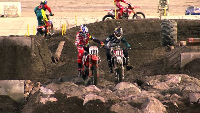 Taddy Blazusiak vs. Colton Haaker - Past Battles - 2016 Sioux Falls EnduroCross