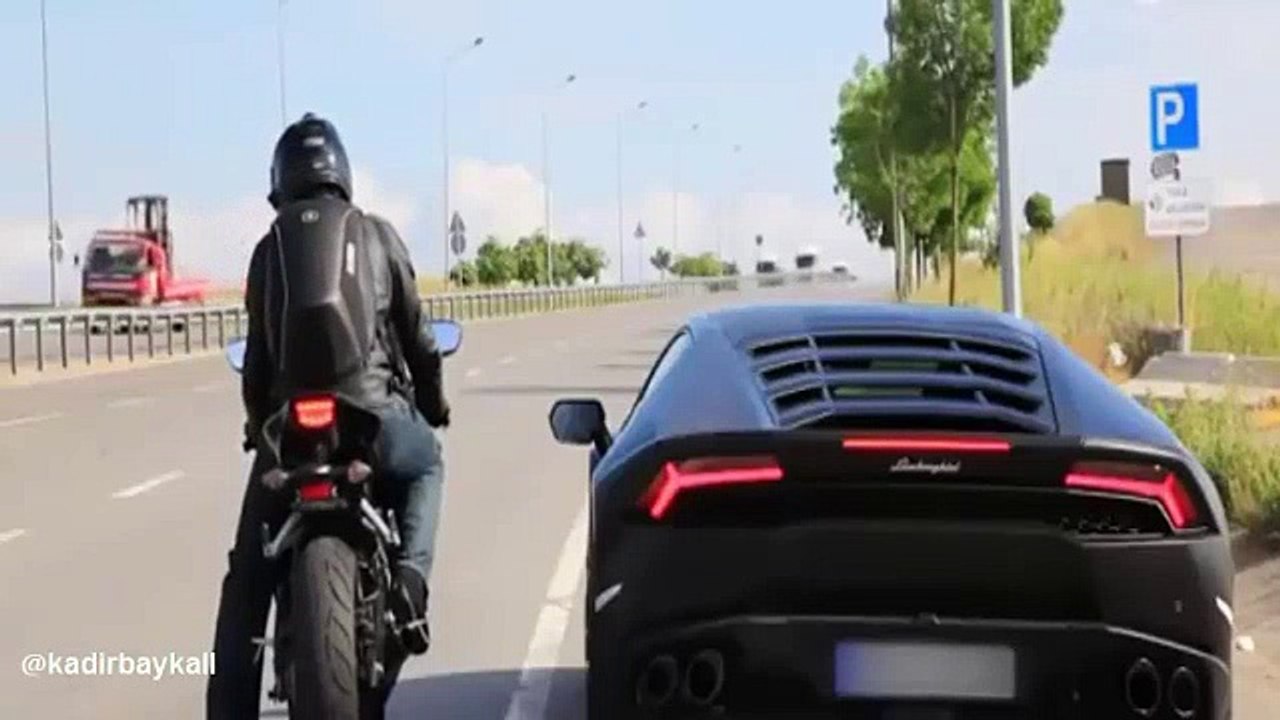 Lamborghini Huracan ve Yarış Motoru Kapışması - İstanbul