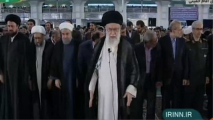 خامنئي يدعو العالم الإسلامي لدعم الشعب اليمني