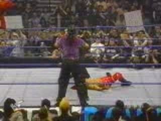 WWE - Lita Backflip On Jeff Hardy.