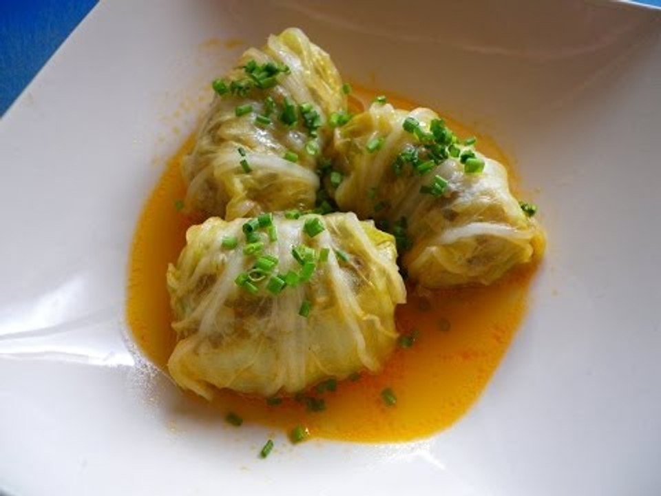Receta de Rollitos de col rellenos de carne y arroz