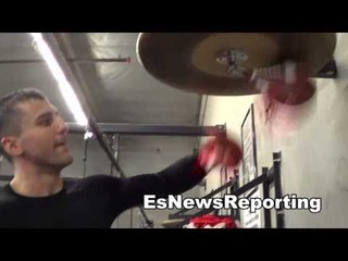 Tải video: Ukranian Boxing Star Alexander Gvozdyk  now in oxnard EsNews Boxing