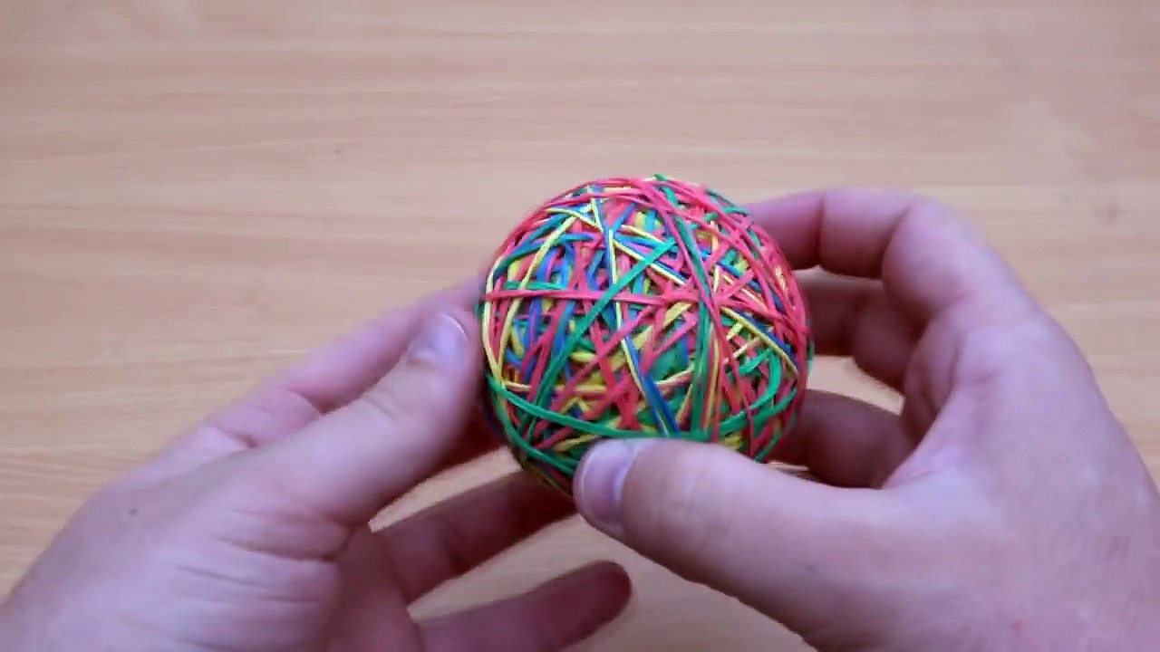 EXPERIMENT Glowing 1000 degree METAL BALL vs RU...