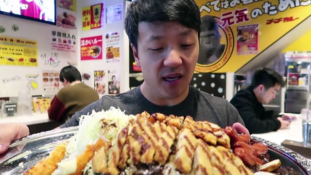 MASSIVE Japanese Curry & GOLD Green Tea(Matcha) Ice Cream in Kyoto Japan