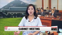 President Moon presides over Cabinet meeting for 1st time
