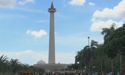 Antrean Pengunjung Monas Mencapai Lebih dari 100 Meter