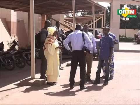 Extrait JT ORTM du 25 Novembre 2015 Grève des banques: Guichets fermés pour 72 heures