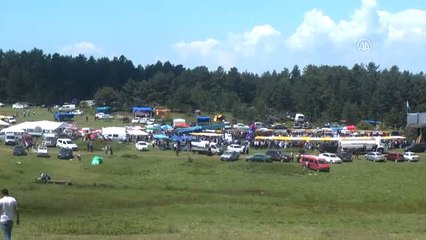 44. Geleneksel Yapraklı Yağlı Güreşleri Başladı
