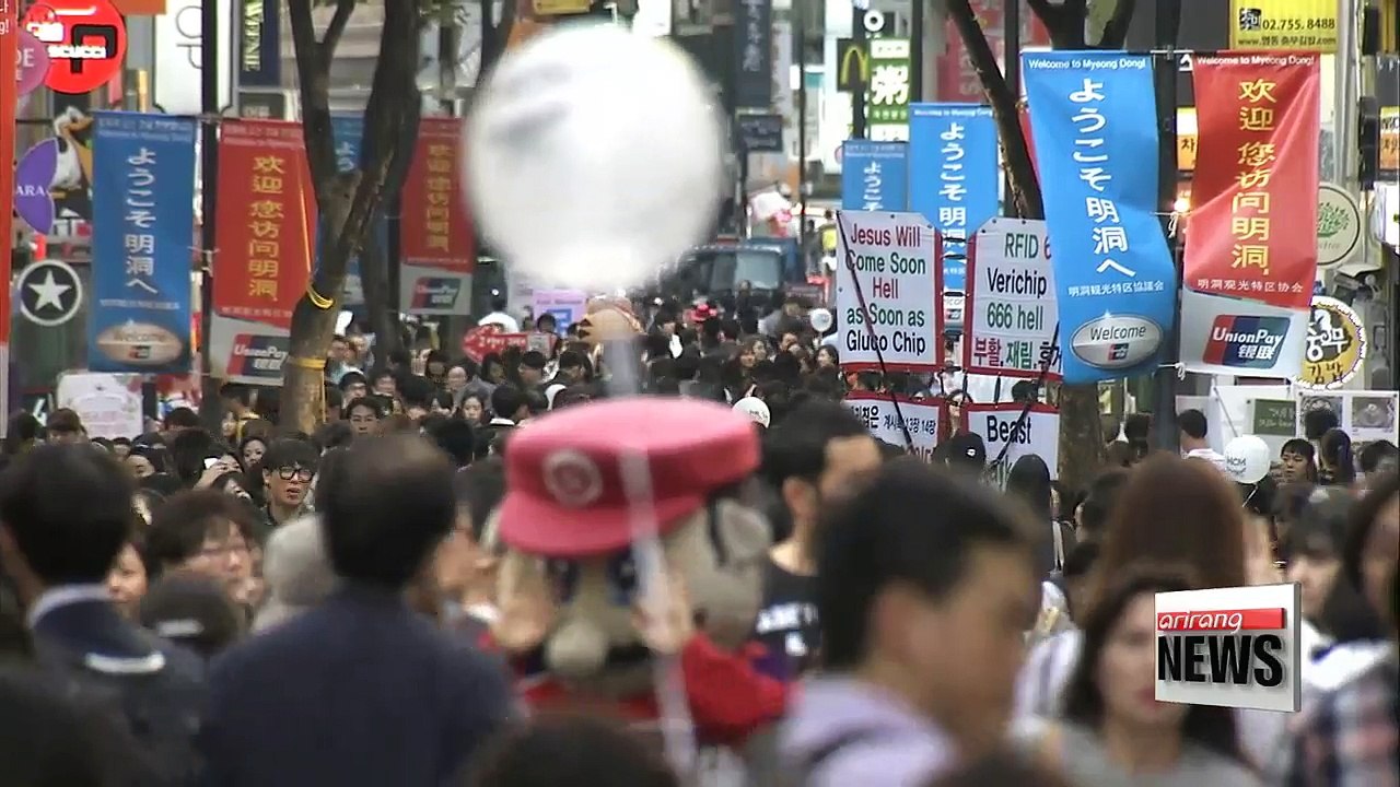 More women in Korea are living alone in recent...