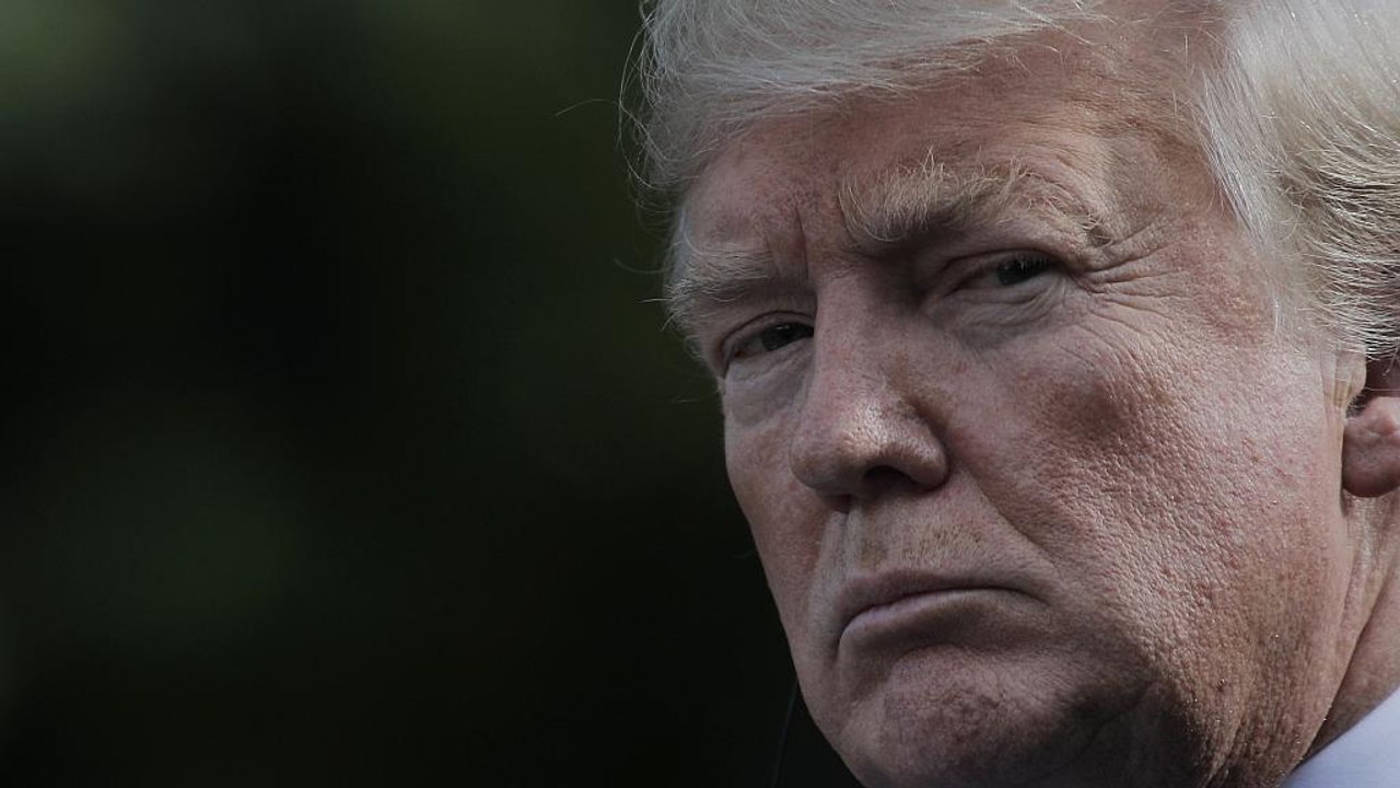 Σε ελεύθερη πτώση η δημοφιλία των ΗΠΑ επί Τραμπ