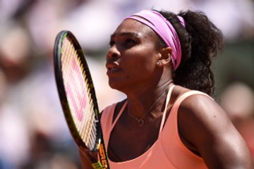 Serena Williams bares stunning baby body on Vanity Fair cover