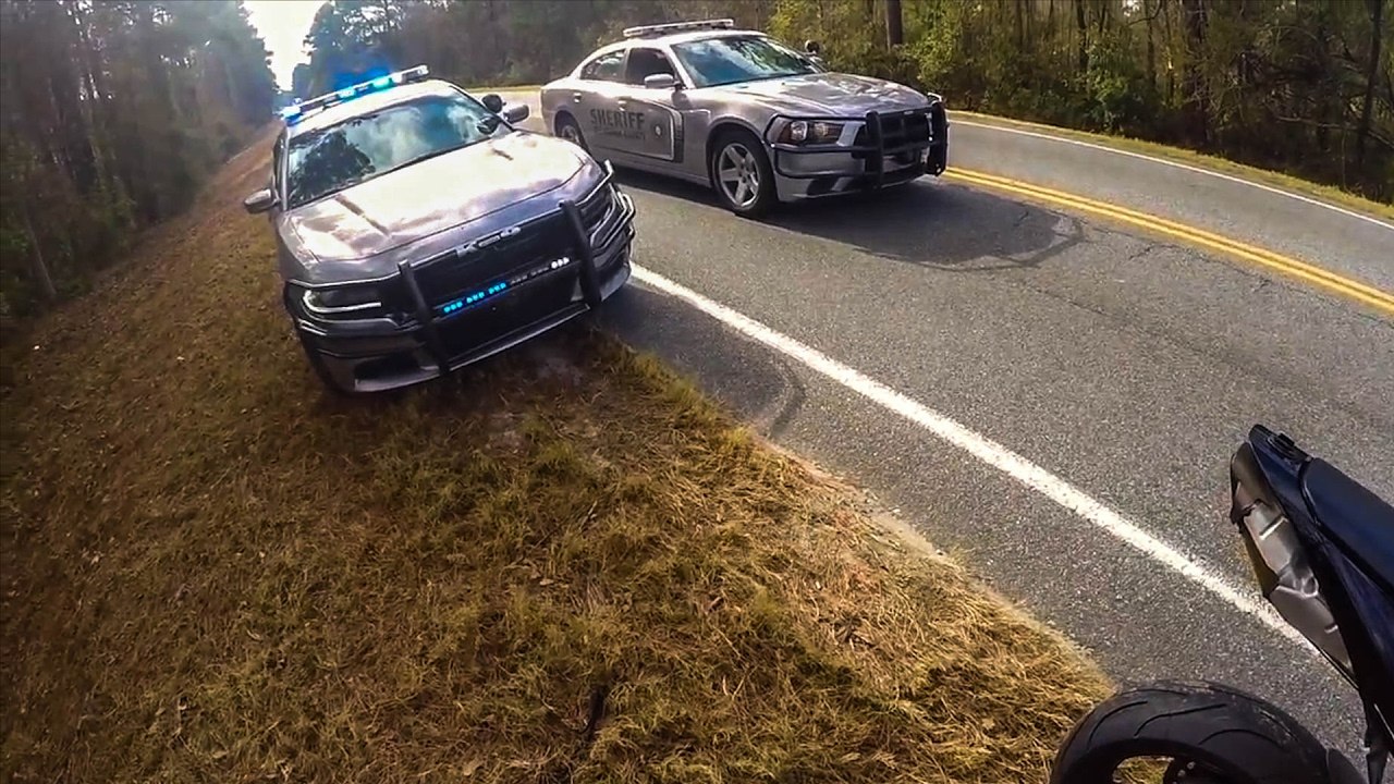 ANGRY & COOL COPS vs. BIKERS COMPILATION