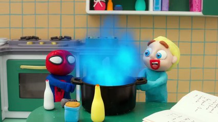 Frozen Elsa Baby and Spiderbaby Play with colors  Frozen Play Doh Cartoon Stop Motion
