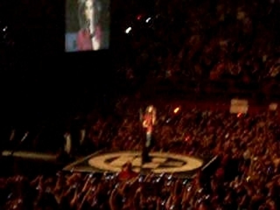 tokio hotel a bercy 16/10/07 bill parle + durch den monsun