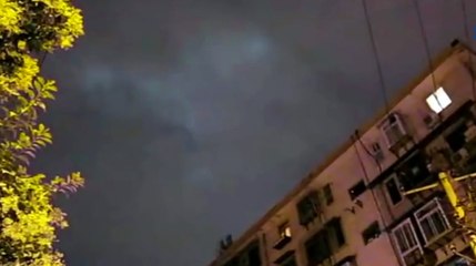 Dragon UFO / Entity Above Streets Of China