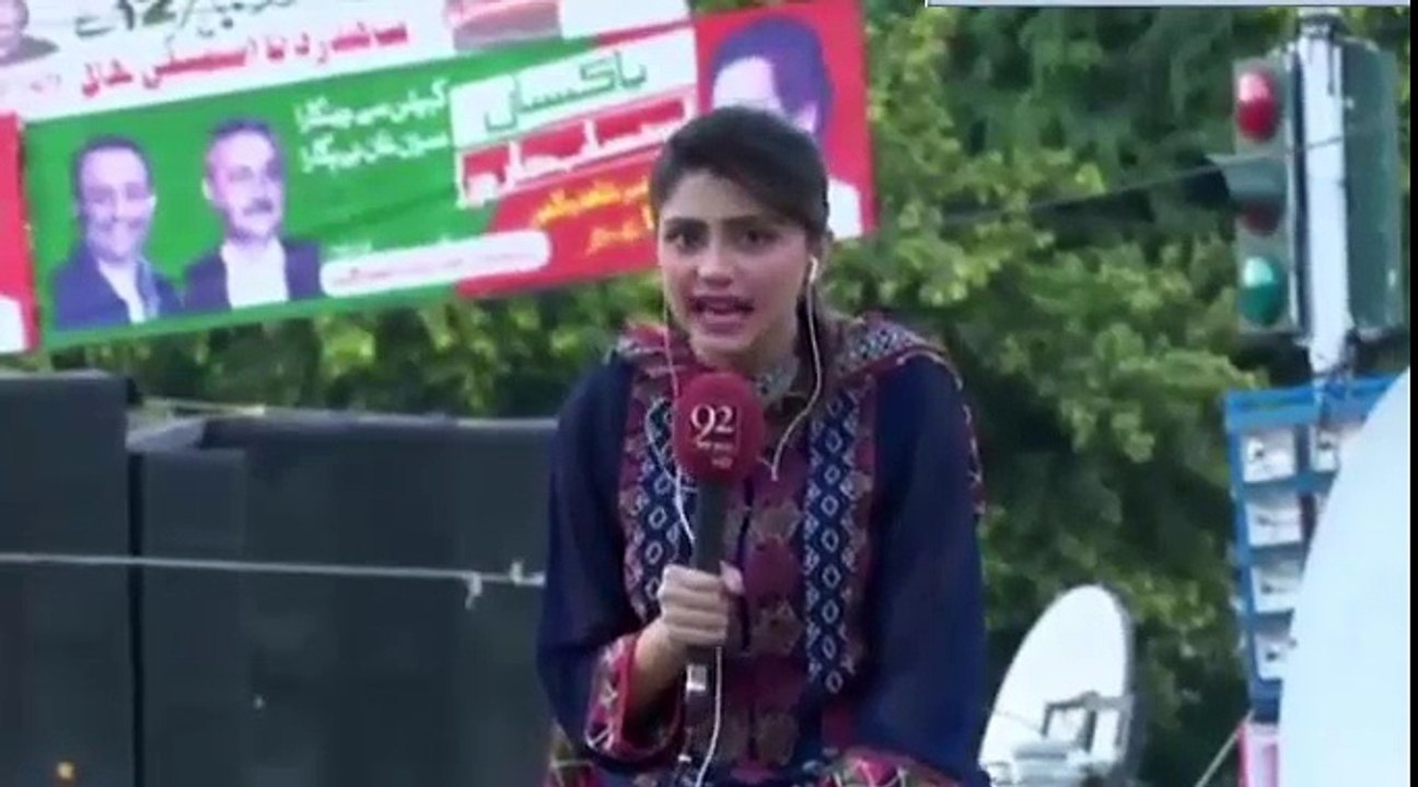 Şirin Spiker Canlı Yayın Sırasında Beyin Kanaması Geçirerek Öldü