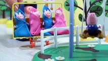 Cerdo Peppa Pig Pequeña bruja bruja tiene congelada peppa de los juguetes de dibujos animados