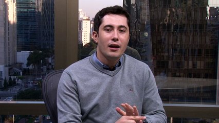 Crise política ofusca altas das commodities e Ibov cai